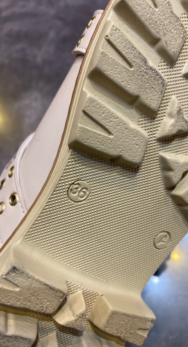 Beyaz Tokalı Platform Topuklu Kadın Sandalet - Görsel 5