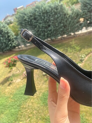 37 Beden siyah Renk Ürün kullanılmamıştır, mağaza satış ürünüdür