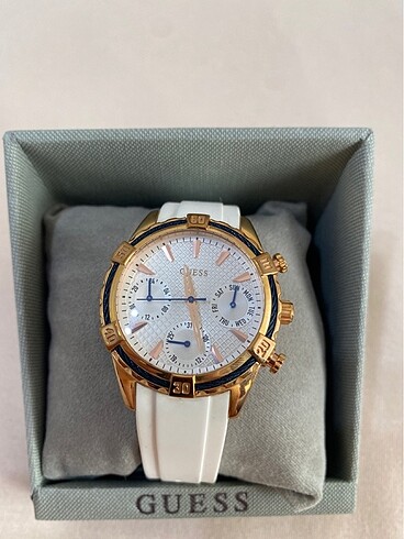 Guess Saat