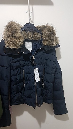 Bershka mont