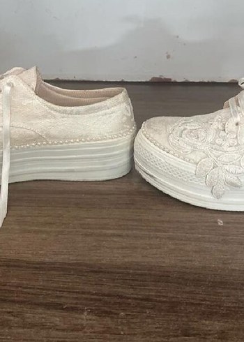 Dantel İşlemeli Beyaz Kadın Platform Spor Ayakkabı - Görsel 3