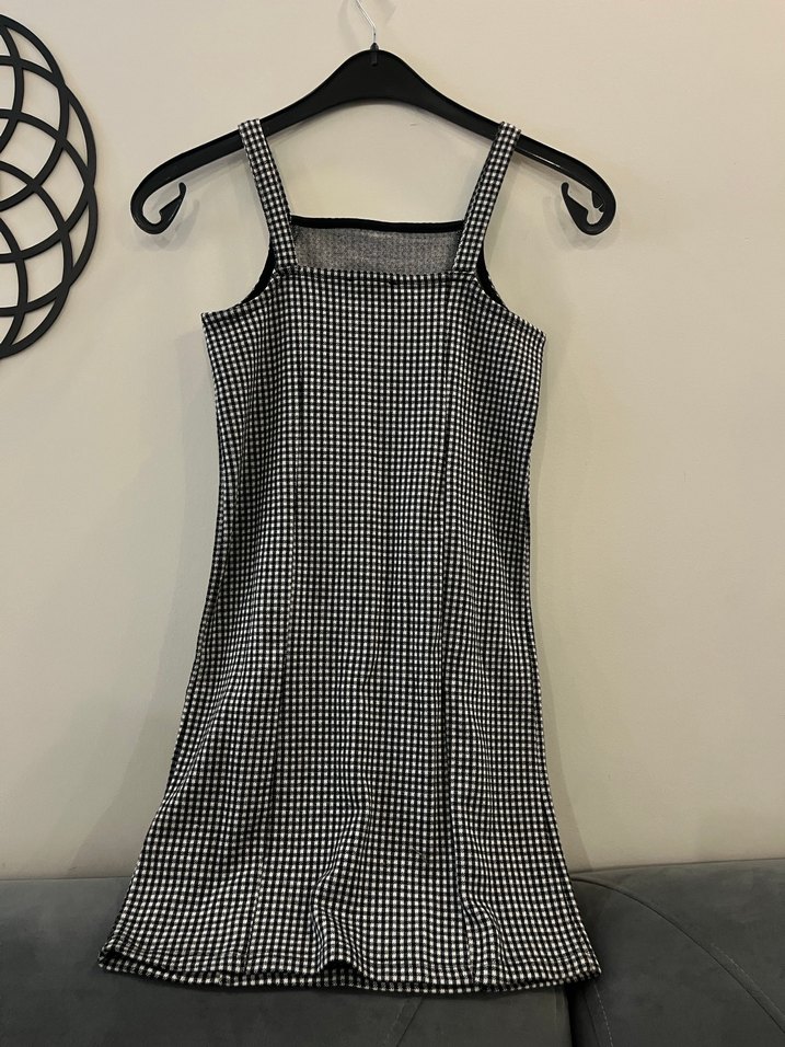 Kareli Piliseli Askılı Kız Elbisesi - Görsel 2