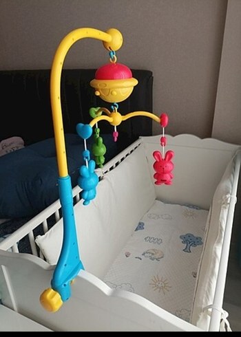 Fisher Price Renkli Müzikli Bebek Oyuncağı