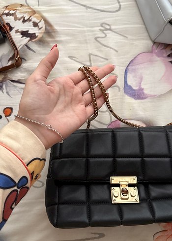 Kilitli Siyah Deri Kadın Çanta - Görsel 2