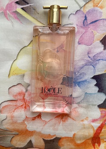 IDÔLE Kadın Parfümü - Görsel 2