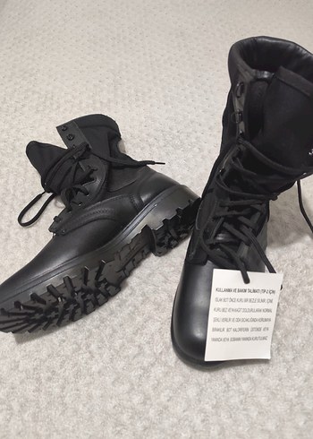 Siyah Kamuflaj Desenli Erkek Bot YDS marka - Görsel 2