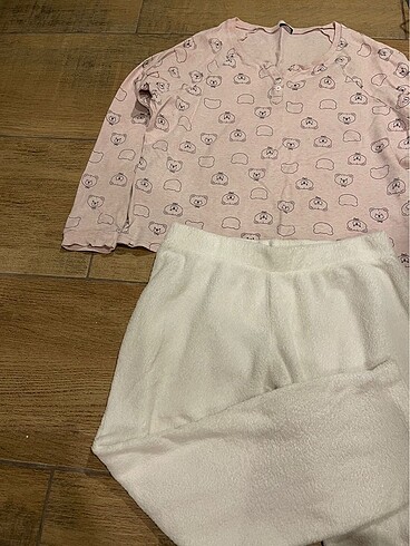 Diğer Pijama Takımı