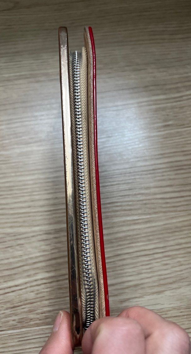 Kırmızı Parlak Deri Kadın Cüzdan - Görsel 3