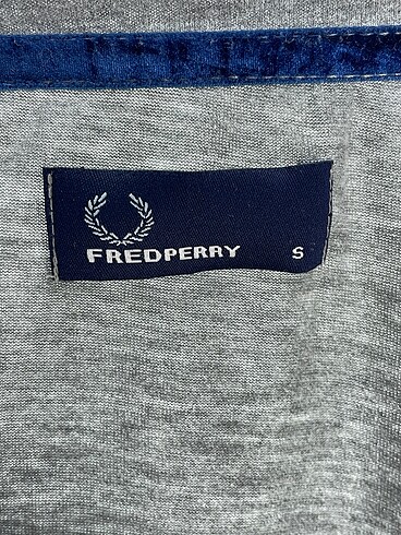 s Beden çeşitli Renk Fred Perry T-shirt %70 İndirimli.