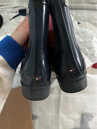 38 Beden Tommy hilfiger bot