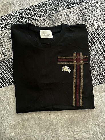 BURBERRY TSHIRT