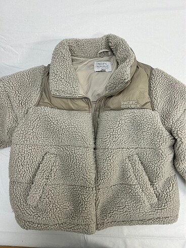 Pull&Bear Peluş Mont