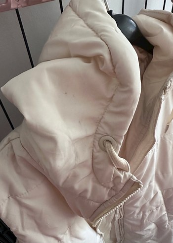 LCW Kadın Kapüşonlu Bej Şişme Yelek - Görsel 4