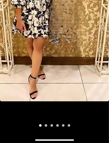 Diğer Siyah İnce Bantlı Stiletto