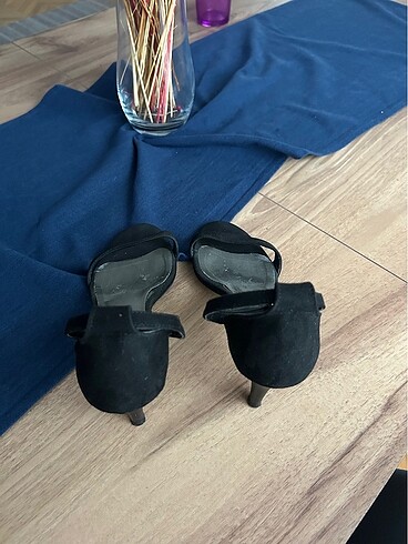 38 Beden siyah Renk Siyah İnce Bantlı Stiletto