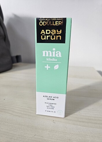 La Roche Posay Sıfır mia klinika azeleik asit