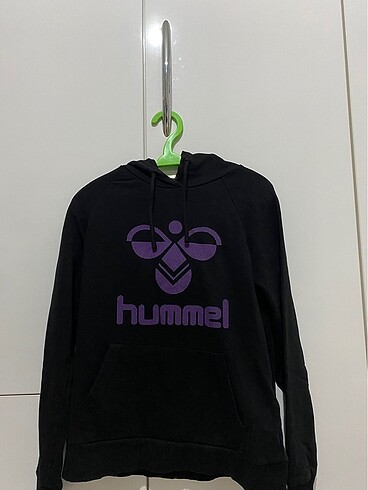 Hummel sweatshirt