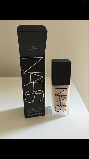 Nars all day luminous fondoten