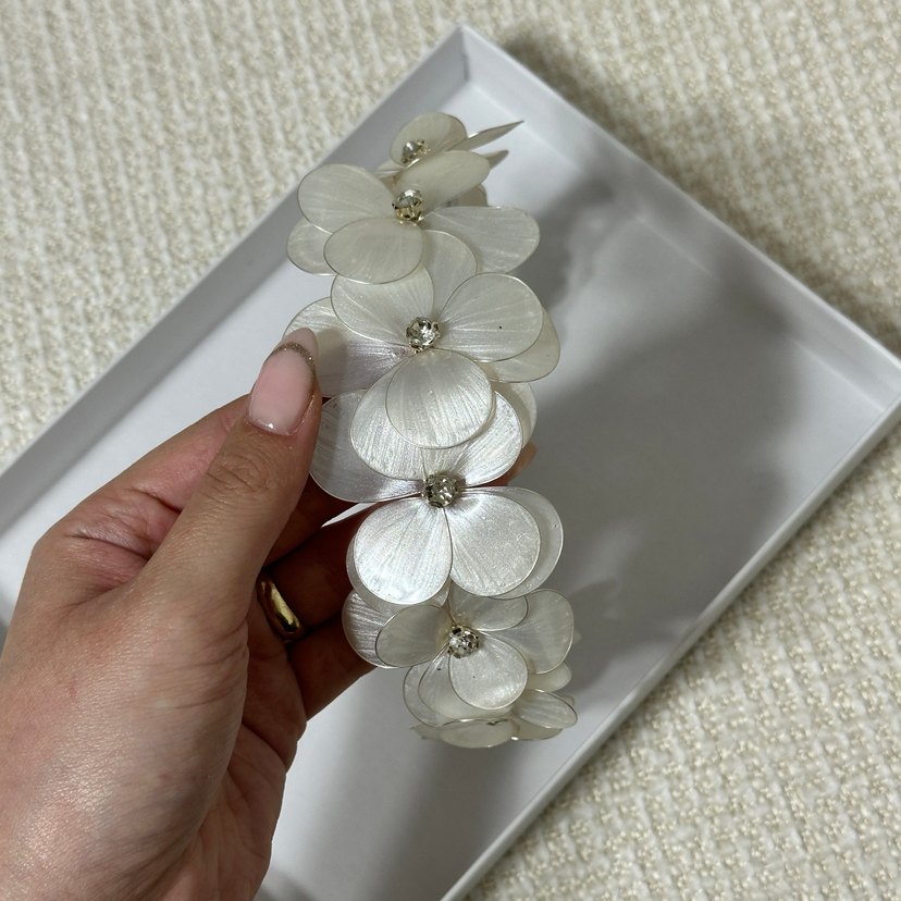 Reçine Çalışması Çiçekli Kadın Saç Aksesuarı - Görsel 4