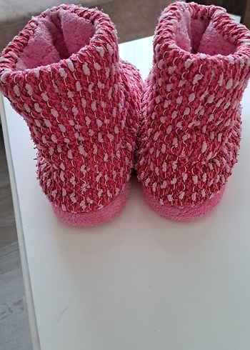 Lcw pembe çocuk panduf - Görsel 4