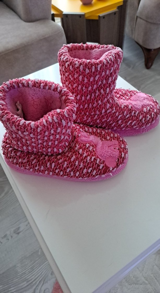 Lcw pembe çocuk panduf - Görsel 2