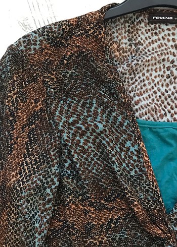 Kahverengi Yılan Desenli V Yakalı Kadın Bluz - Görsel 8