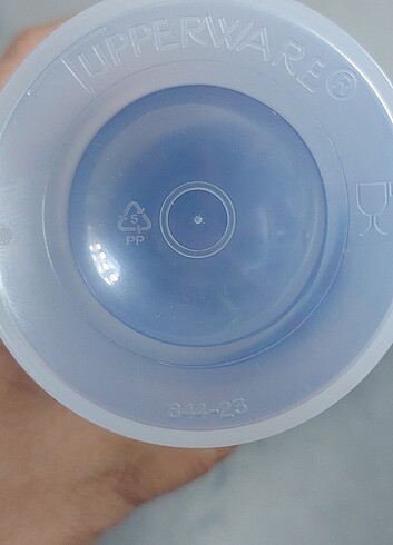 Beden Tupperware shaker