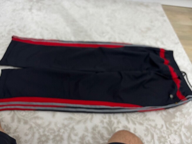 Adidas orijinal eşofman altı - Görsel 8