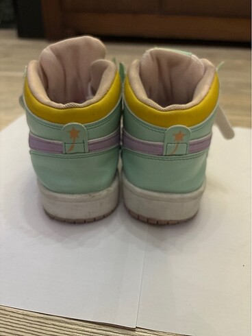 Spor ayakkabı 33 numara yeni gibi - Görsel 4