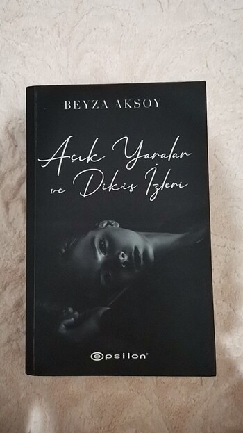 açık yaralar ve dikiş izleri