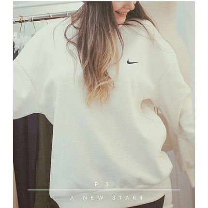 ekru sweat