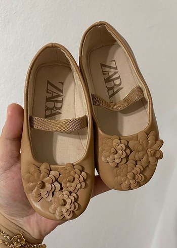 Kız Çocuk Bej Çiçekli Babet Ayakkabı - Görsel 3