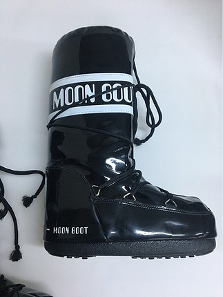 Moon Boot 35/38 aralığında oluyor