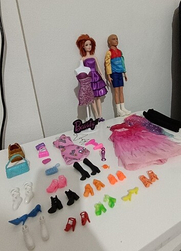 Barbie 2020 mattel keen oyuncak set 