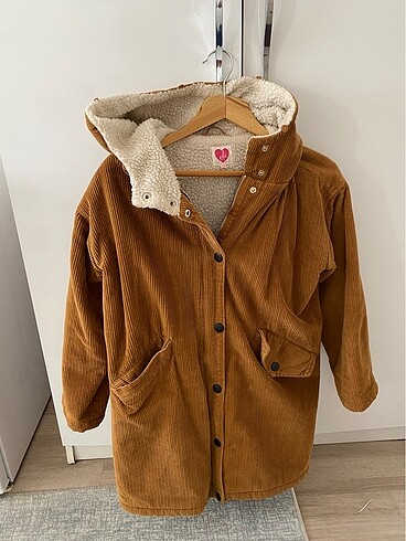 Kahverengi içi yünlü oversize peluş mont