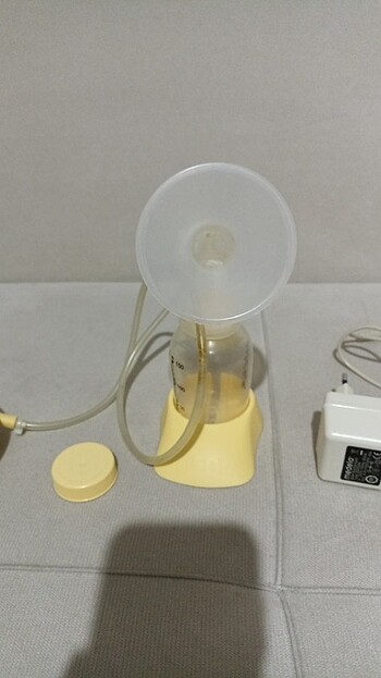 Süt sağma makinesi. Medela marka - Görsel 3