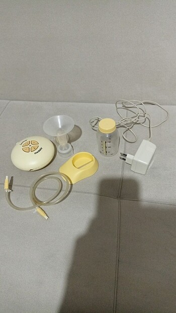 Süt sağma makinesi. Medela marka - Görsel 5