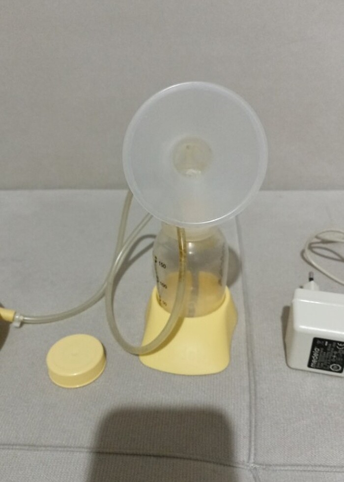 Süt sağma makinesi. Medela marka - Görsel 3