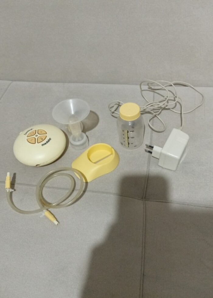 Süt sağma makinesi. Medela marka - Görsel 5