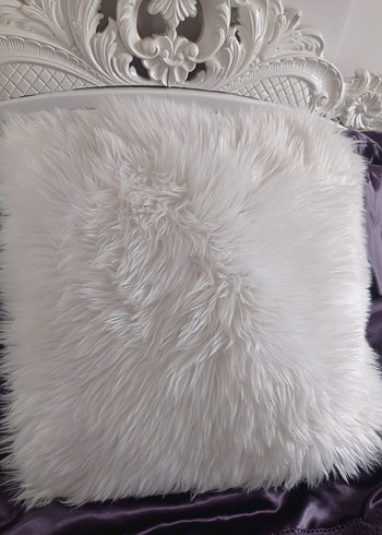 Beyaz Bohem Peluş Kırlent - Görsel 3