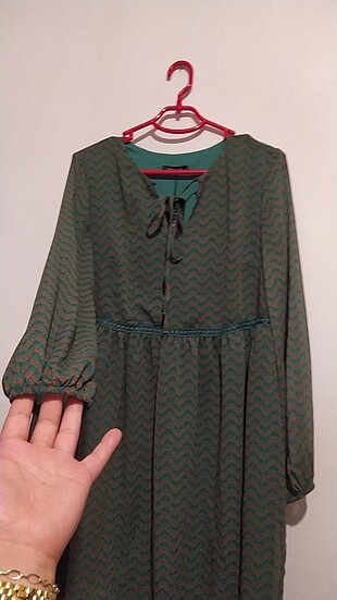 42 Beden Trendyol yeşil elbise 