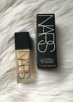 Nars fondöten