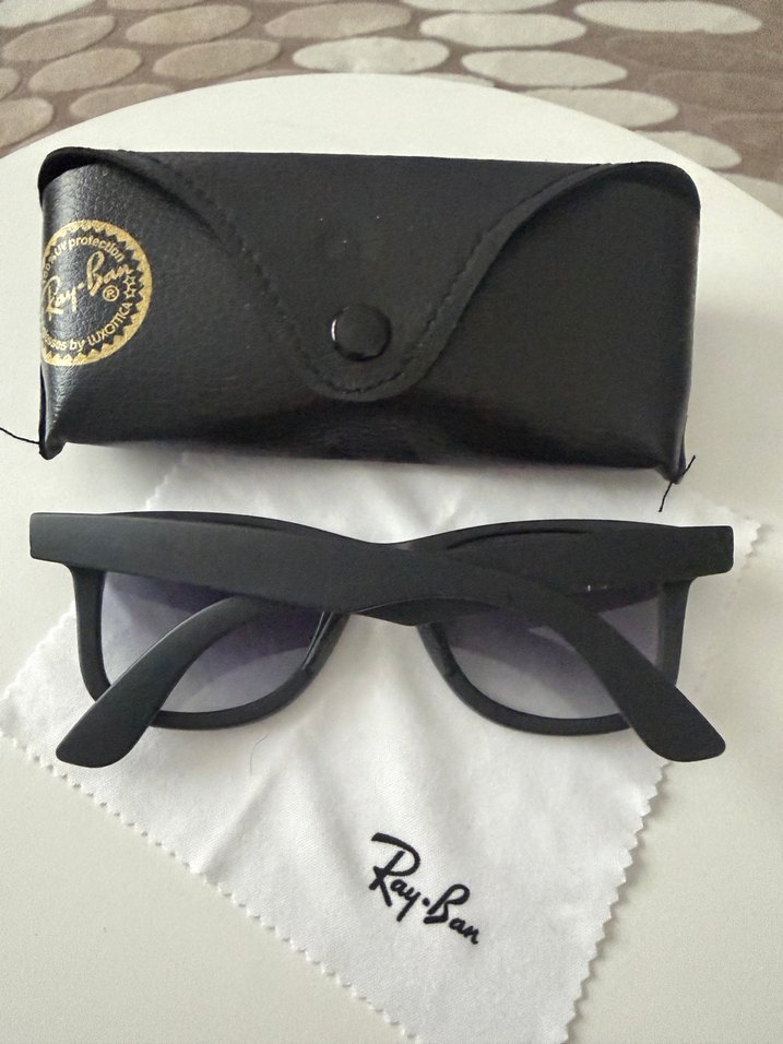 Ray-Ban Siyah Klasik Kadın Güneş Gözlüğü - Görsel 2