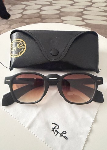 Ray-Ban kahve Tokalı Kadın Güneş Gözlüğü - Görsel 2