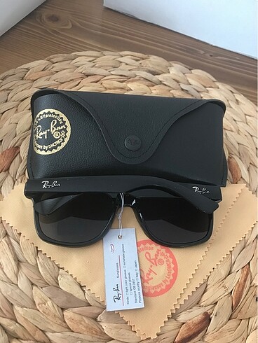  Beden siyah Renk Rayban siyah parlak walferer güneş gözlüğü