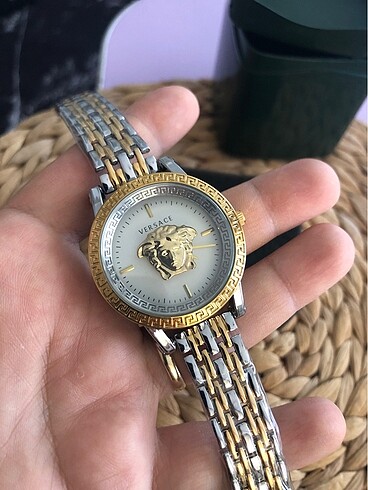 Versace Çelik kasa yeni sezon kol saat