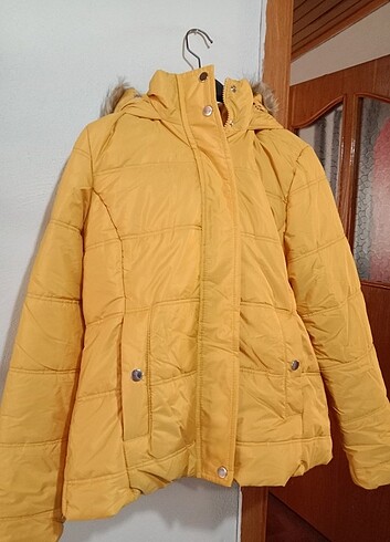 38 Beden sarı Renk şişme Mont