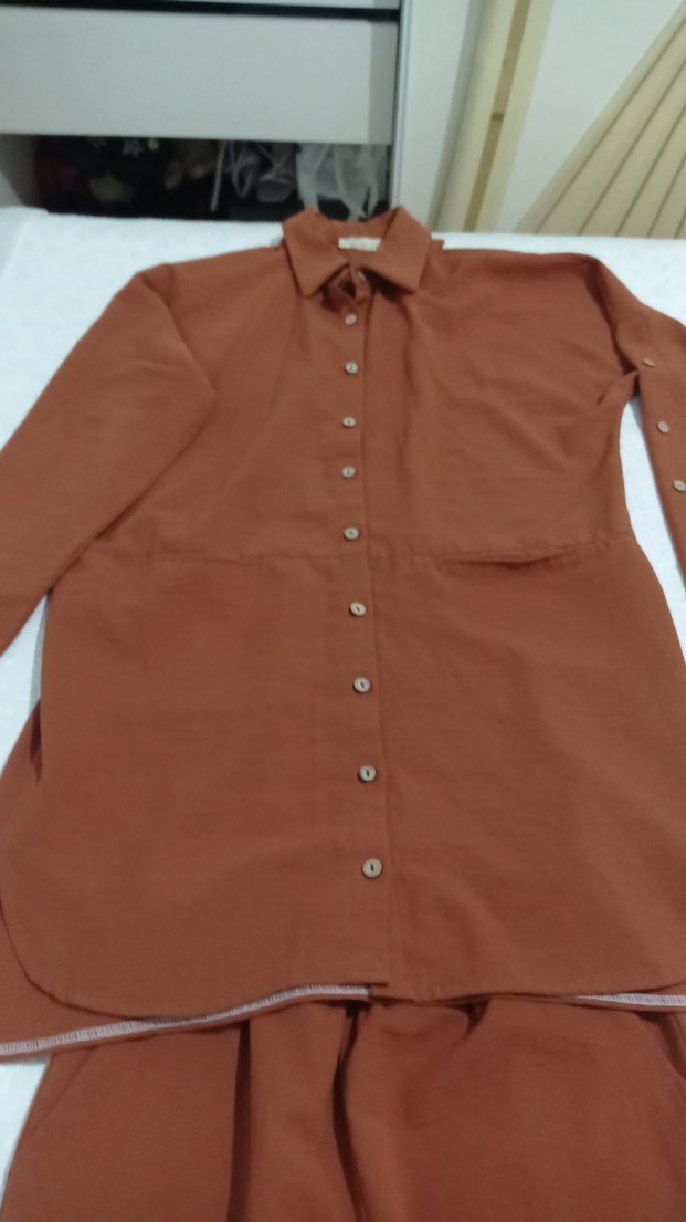 Düğmeli Kahverengi tesettür takim - Görsel 2