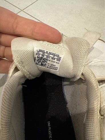 26 Beden Adidas tensaur 26,5 numara