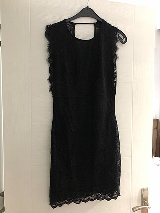 H&m siyah dantel elbise
